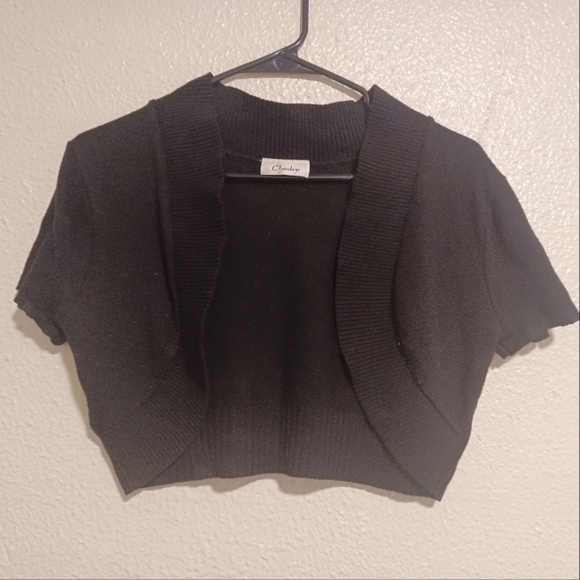 Chesley Black (medium) sweater shrug - Picture 4 of 4